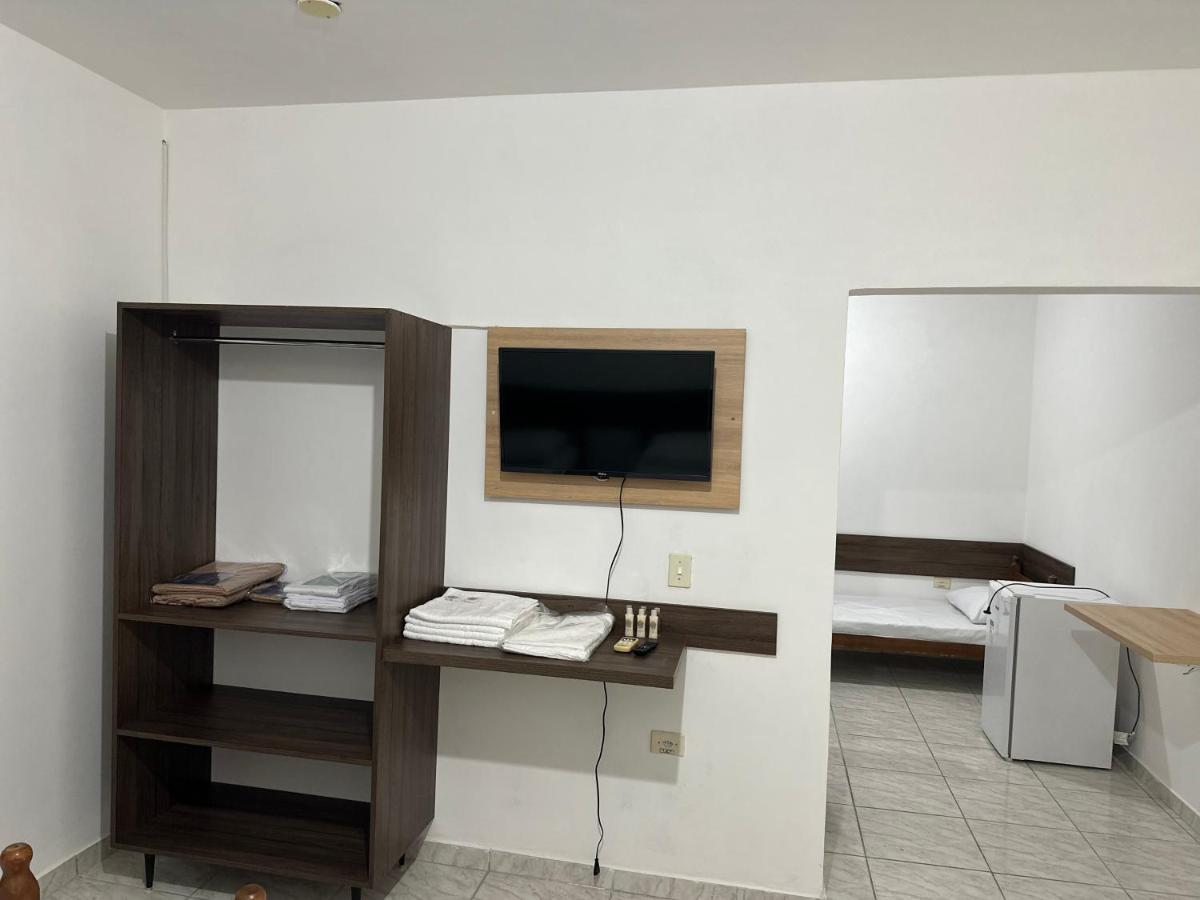 Casa Da Zeze Pousada & Hotel Itaboraí Exteriér fotografie